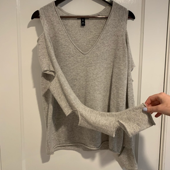 Sweaters - Aqua Bloomingdales Cashmere Sweater